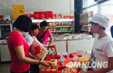 Bánh trung thu xa xỉ tái xuất ở Trung Quốc