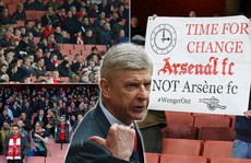 Arsenal không thể vô địch, HLV Wenger đổ tội cho CĐV