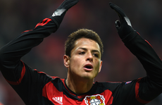 Chicharito gặp nạn trước mùa giải mới