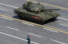 Nga sắp trang bị UAV cho siêu tăng Armata