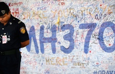 Thêm 2 mảnh vỡ 'gần như chắc chắn của MH370'