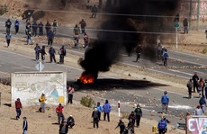 Thứ trưởng Bolivia bị thợ mỏ biểu tình đánh chết