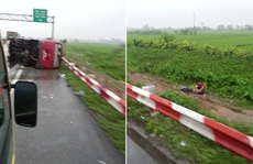 Lật xe khách trời mưa trên cao tốc, 11 người thương vong