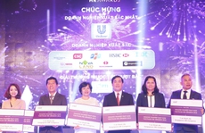 Novaland đoạt 3 giải thưởng Việt Nam HR Awards 2016