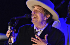 Nobel Văn chương bất ngờ thuộc về Bob Dylan