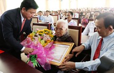 Phụng dưỡng mẹ Việt Nam anh hùng là mệnh lệnh