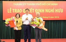 Trao quyết định nghỉ hưu cho nguyên lãnh đạo TP HCM