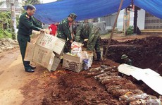 Đắk Lắk: Phát hiện 80 quả đạn pháo trên đường phố
