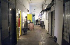 Chung cư cổ Sài Gòn “lên đời” mở bar, shop