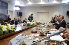 EU trừng phạt Nga thêm 6 tháng