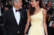 Vợ chồng George Clooney tình tứ trên thảm đỏ