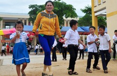 Tràn ngập niềm vui ở ngôi trường do Báo Người Lao Động trao tặng