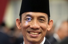 Indonesia sa thải bộ trưởng mang quốc tịch Mỹ