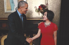 Lưu Hiểu Khánh trẻ trung diện kiến Obama