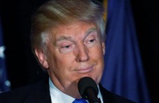 Bác sĩ viết chứng nhận sức khỏe cho ông Trump trong...5 phút