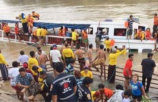 Thái Lan: Lật tàu chở khách, hàng chục người thương vong