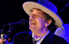 Bob Dylan mở miệng về giải Nobel văn chương cho mình
