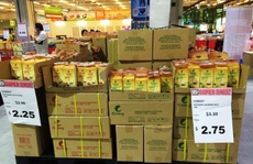 Gian nan đưa gạo Cỏ May vào siêu thị Singapore