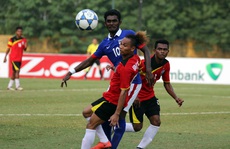 Xem cầu thủ U19 Timor Leste hạ đo ván cầu thủ Malaysia