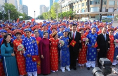 Dâng hương Chủ tịch Hồ Chí Minh, Chủ tịch Tôn Đức Thắng