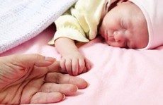 Trẻ sinh non đối diện nguy cơ tử vong cao