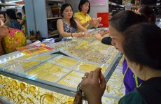 Lo vàng lậu chảy vào Việt Nam
