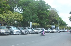 Xây bãi giữ xe cao tầng để giảm ùn tắc