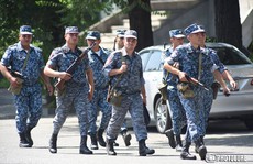 Nhiều cảnh sát Armenia bị bắt làm con tin