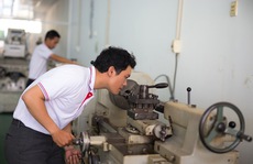 Môi giới Trung Quốc thao túng xuất khẩu lao động