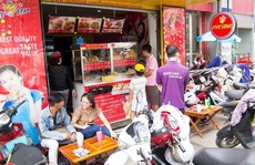 “Gà rán xe đẩy” của đại gia Thái đe dọa KFC, Lotteria...
