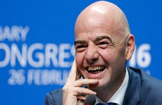 Chủ tịch FIFA gây sốc khi “chỉ đạo” bầu cử UEFA