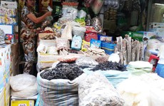 Tràn ngập hàng khô Trung Quốc