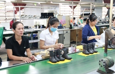 Đừng vắt kiệt sức công nhân
