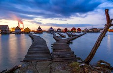 Ngôi làng cà kheo 'thiên đường' mới đẹp hơn cả Maldives