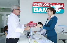 Ngân hàng dành 5.000 quà tặng khách hàng