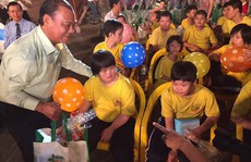 Chăm lo Tết cho trẻ em khuyết tật