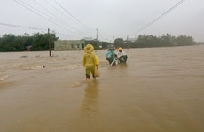 Bình Định: 2 người chết và mất tích, nhiều nơi bị cô lập do mưa lũ