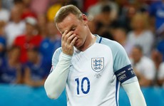 Shearer bất ngờ khuyên Rooney rời tuyển Anh