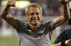 HLV Klinsmann đang đám phán dẫn dắt tuyển Anh