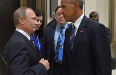Ông Obama và Putin dành cho nhau ánh mắt lạnh lẽo
