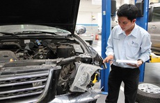 Ô tô cũ đại hạ giá: Lỗ cả trăm triệu vẫn khó bán