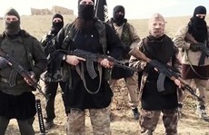 15.000 tay súng IS 'đền mạng' cho 1 lính Mỹ