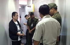 Bắt quả tang khách Trung Quốc ăn cắp trên chuyến bay TP HCM-Hà Nội