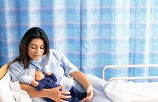 Thúc đẻ làm giảm nguy cơ sinh mổ