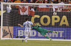 Messi hỏng 11 m, Argentina 23 năm chưa vô địch Copa