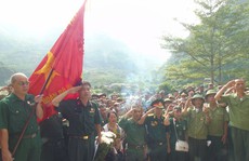 Về đây, đồng đội ơi...