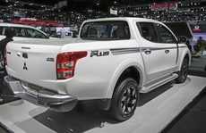 Bán tải Mitsubishi Triton 2017 có giá 310 triệu đồng