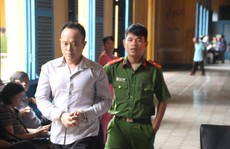 Thiếu một chén canh, đâm chết người ở chợ Hóc Môn