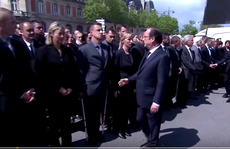 Tổng thống và thủ tướng Pháp bẽ mặt vì bị 'phớt lờ'