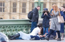 Những bức ảnh gây phẫn nộ trong vụ khủng bố ở London